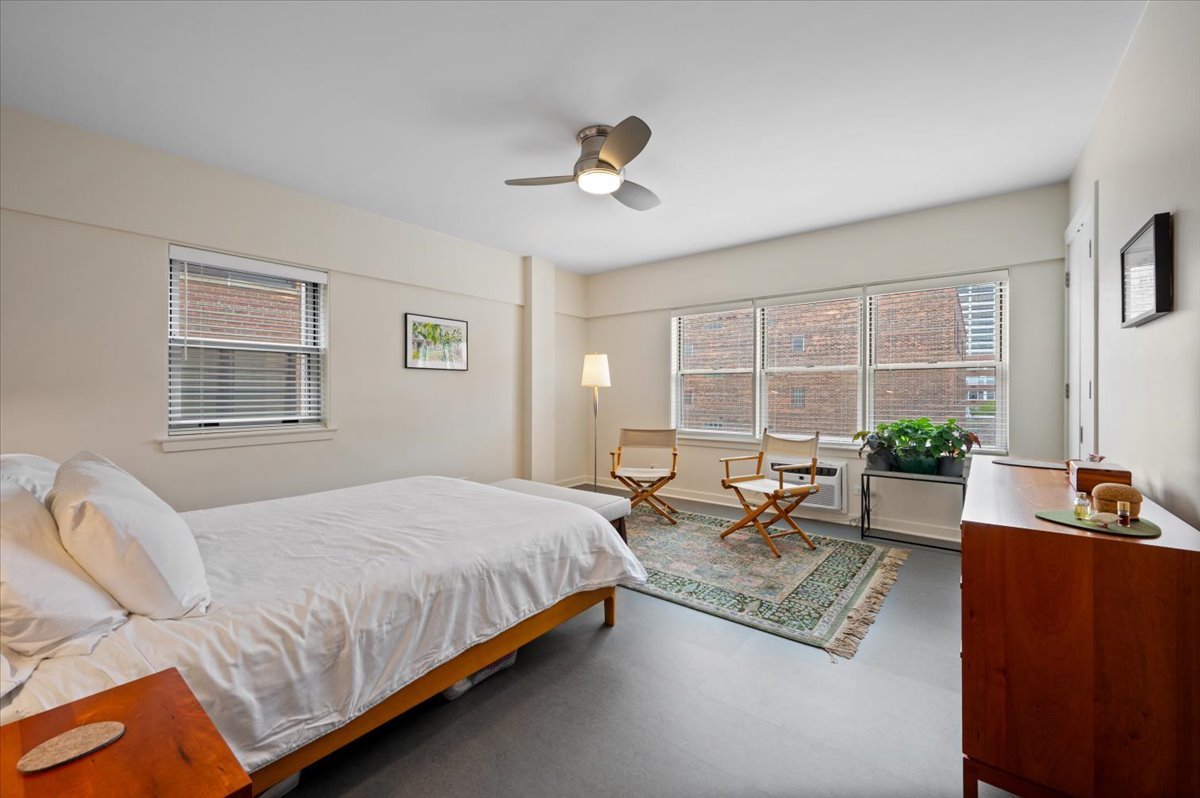 1508 Hinman Avenue 6c Property Photo 21