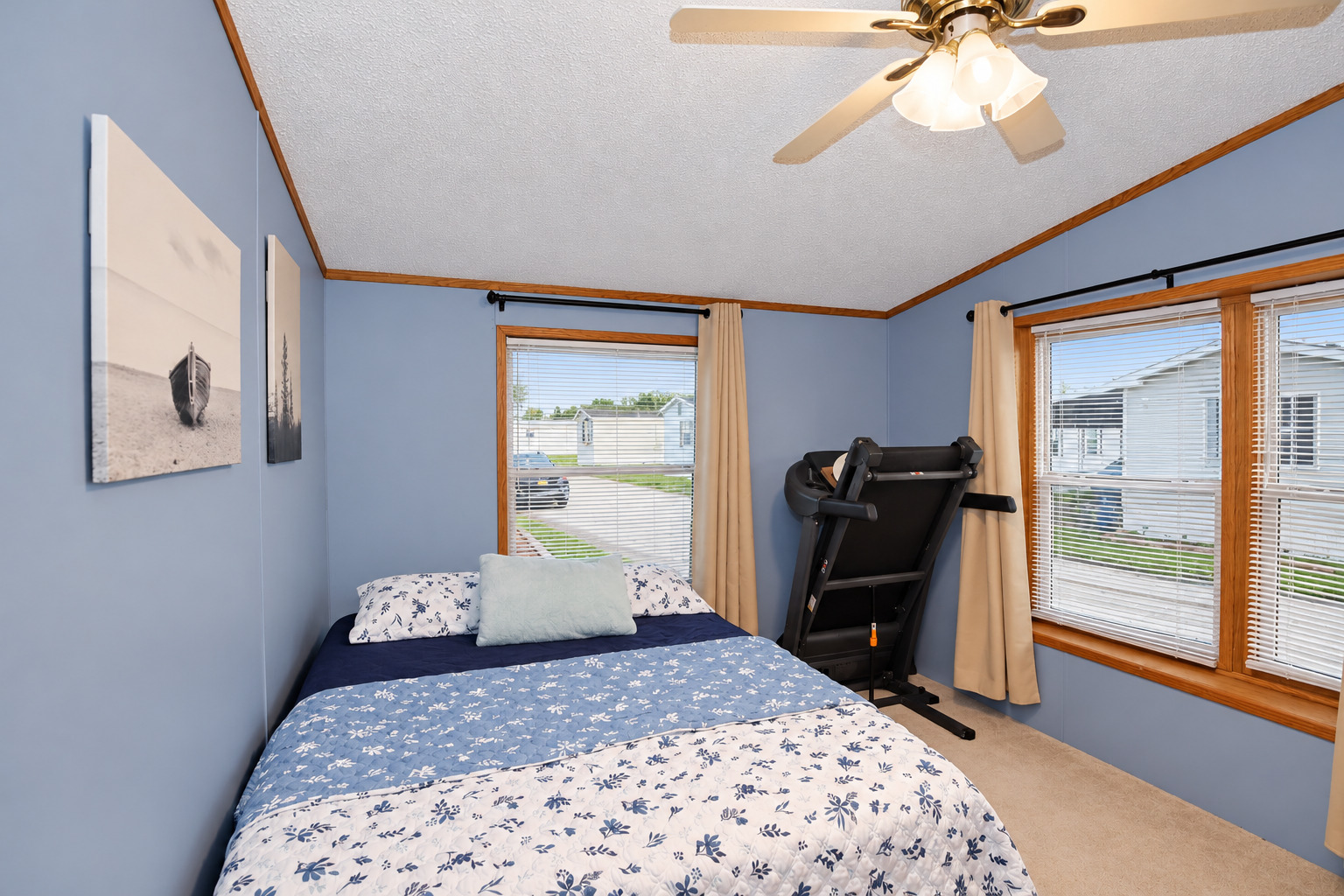132 3rd Avenue Property Photo 9