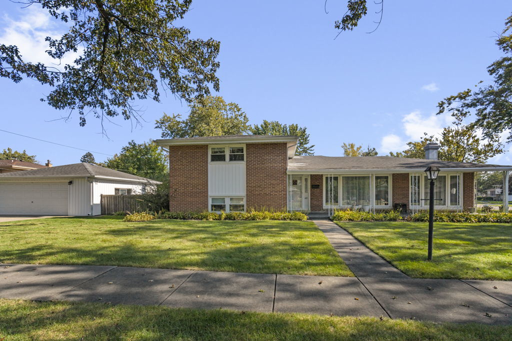 415 Wilkins Drive Property Photo 1