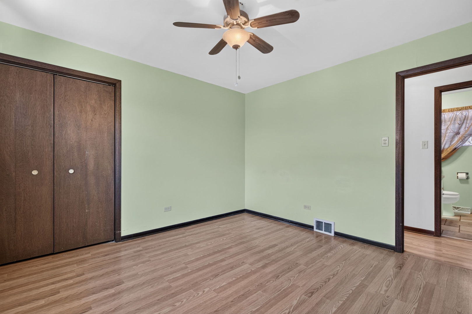 2829 W 101st Street Property Photo 19