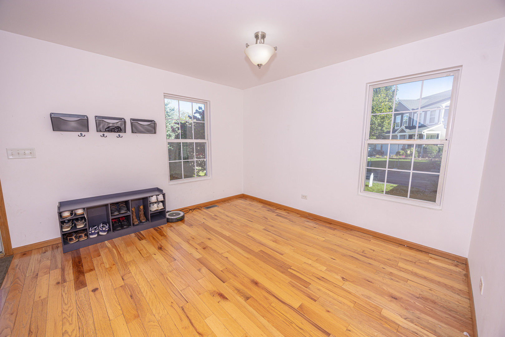 6512 Cascade Ridge Drive Property Photo 2
