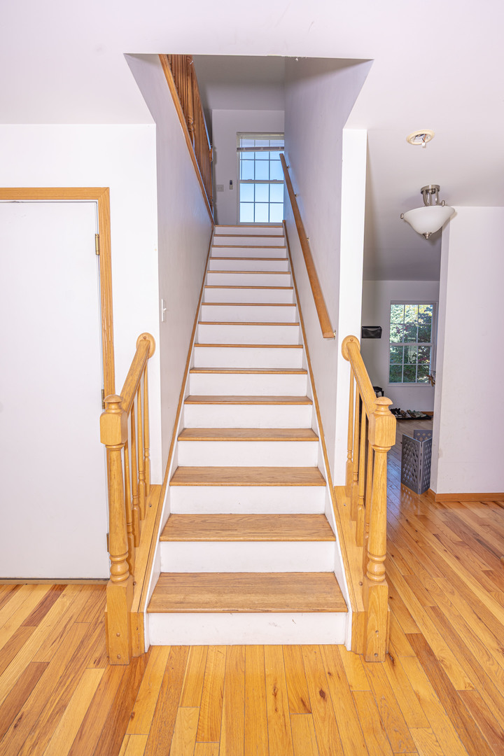 6512 Cascade Ridge Drive Property Photo 10