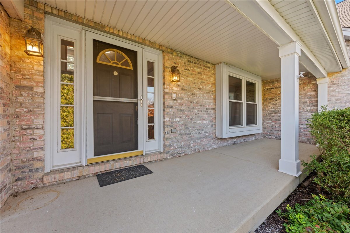 558 Bailey Drive Property Photo 2