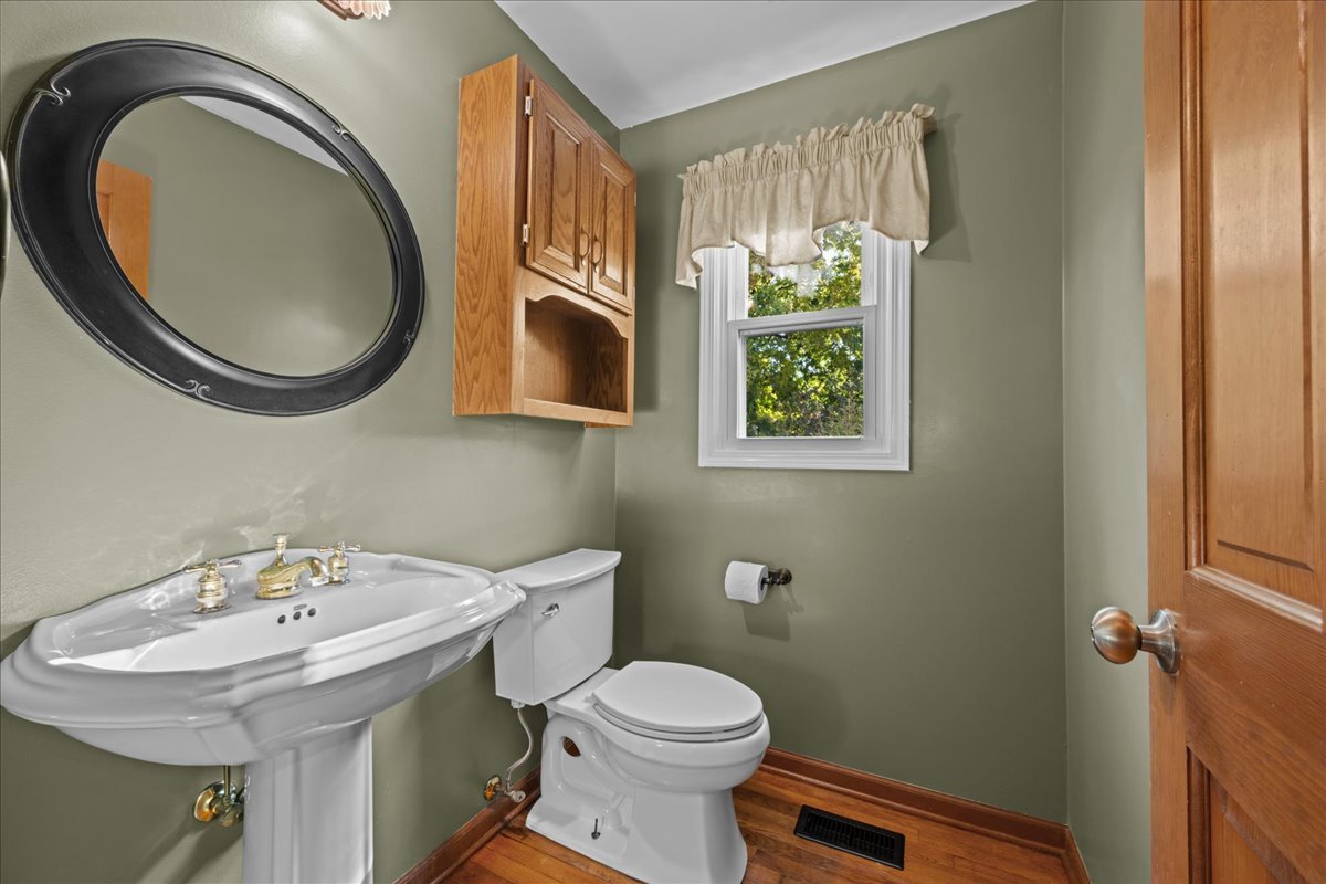 558 Bailey Drive Property Photo 24