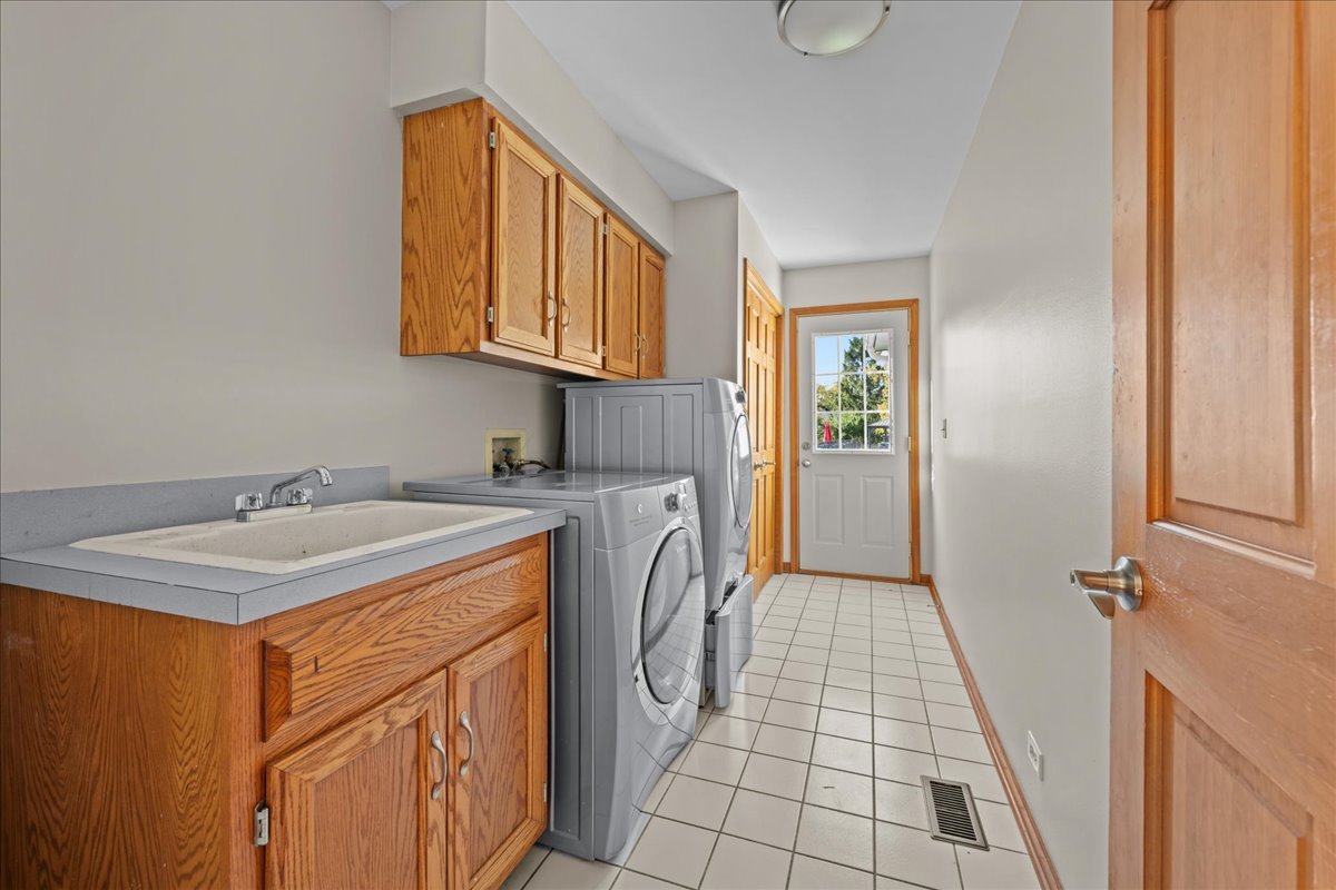 558 Bailey Drive Property Photo 25