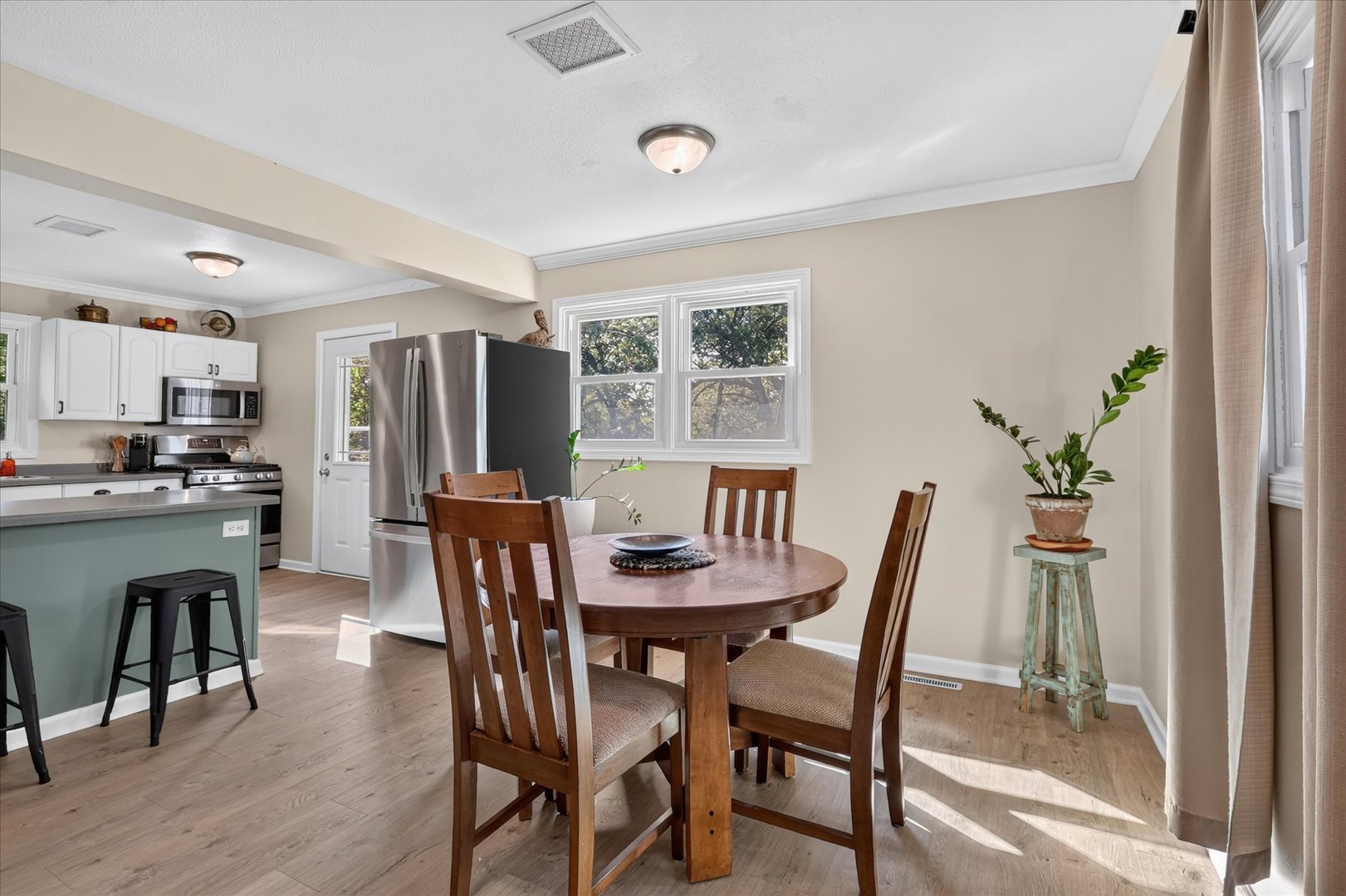 1284 Lake Summerset Road Property Photo 17
