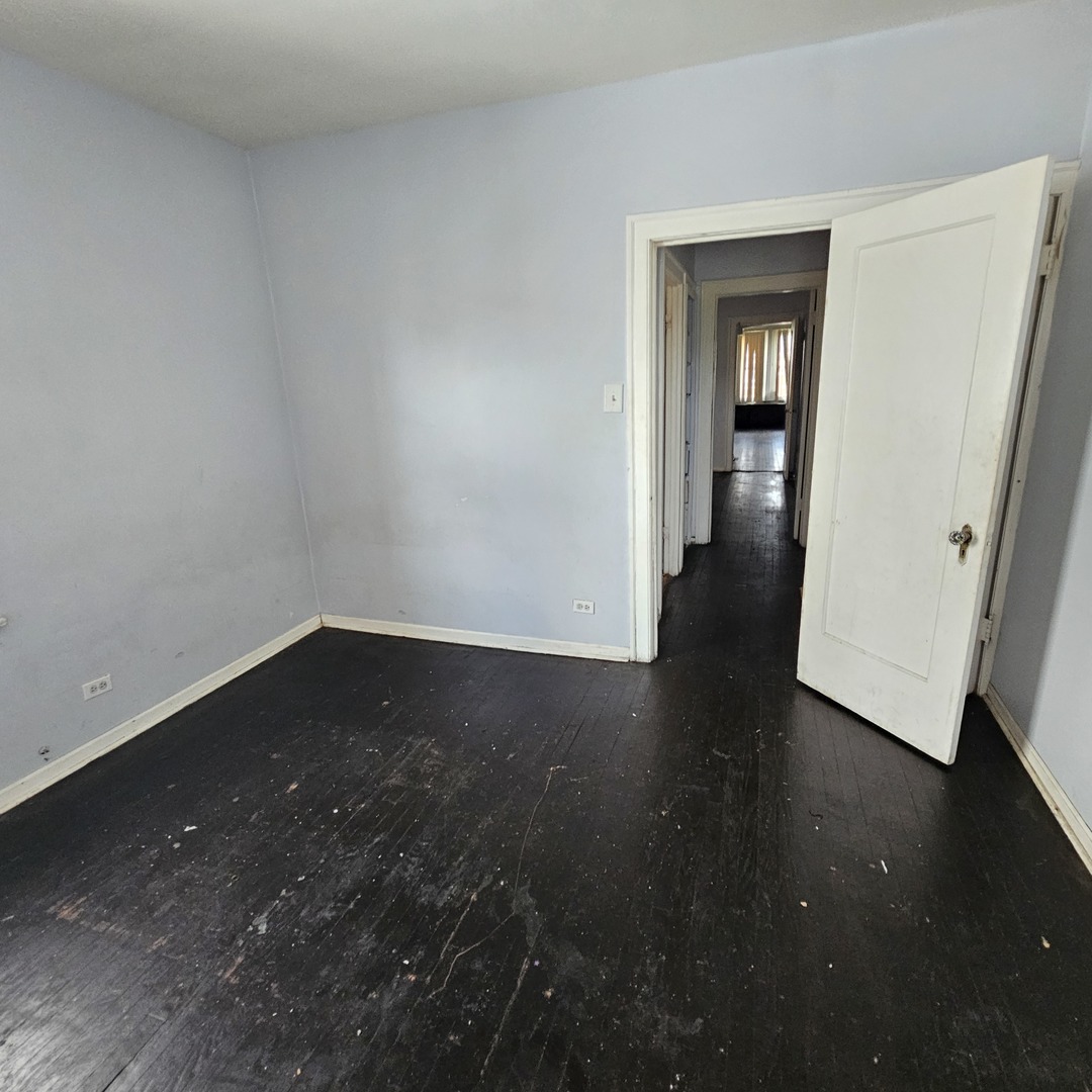 619 E 102nd Place Property Photo 10