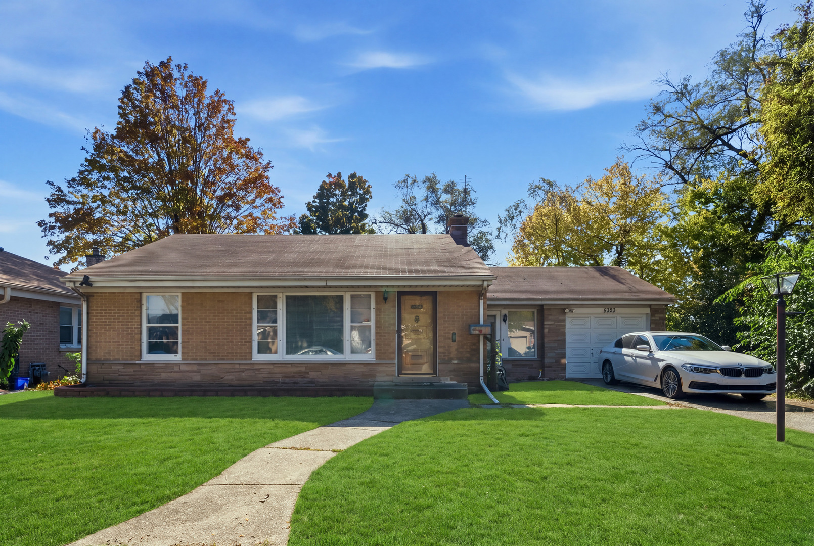 5323 Enfield Avenue Property Photo 1
