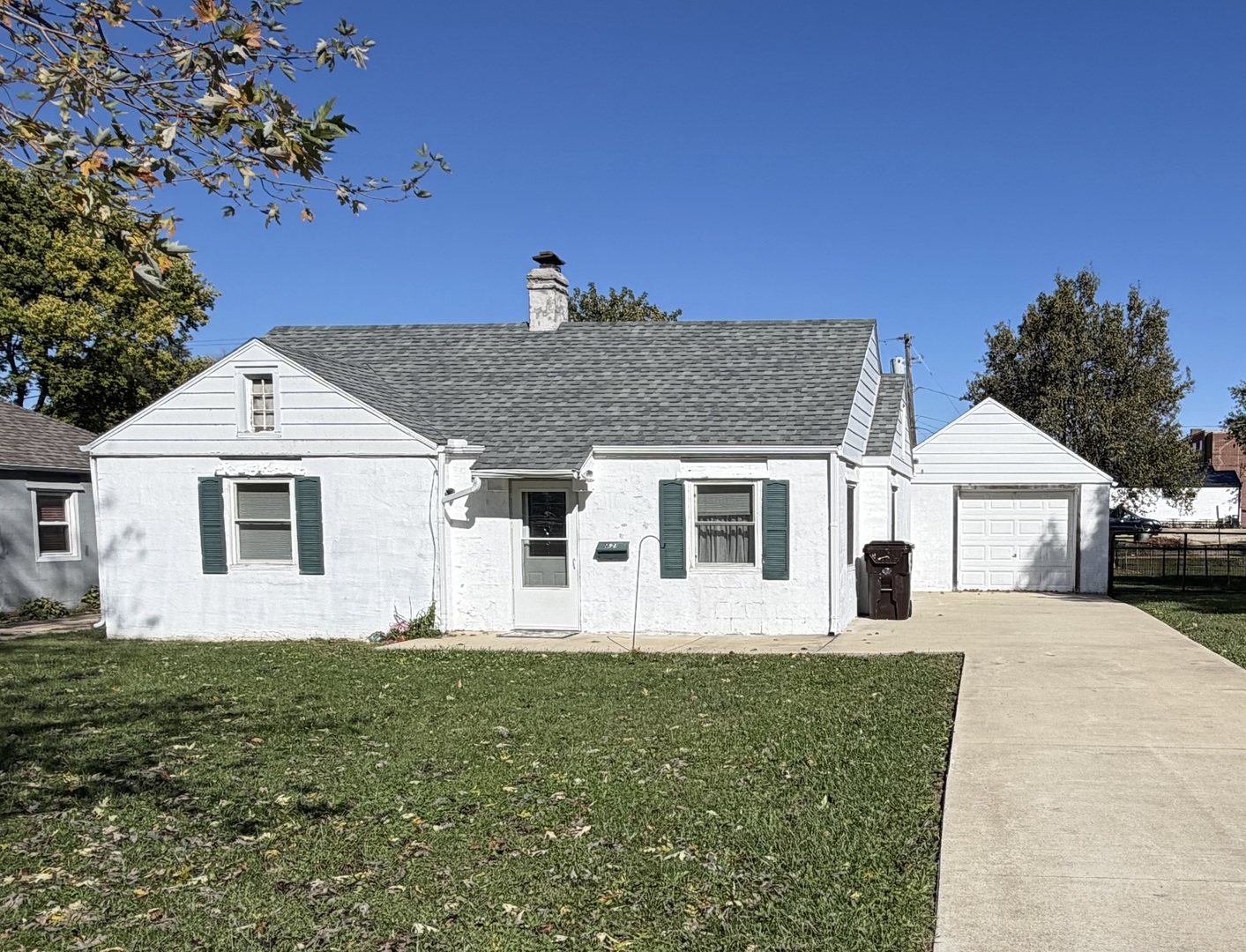 621 E Wabash Avenue Property Photo 1