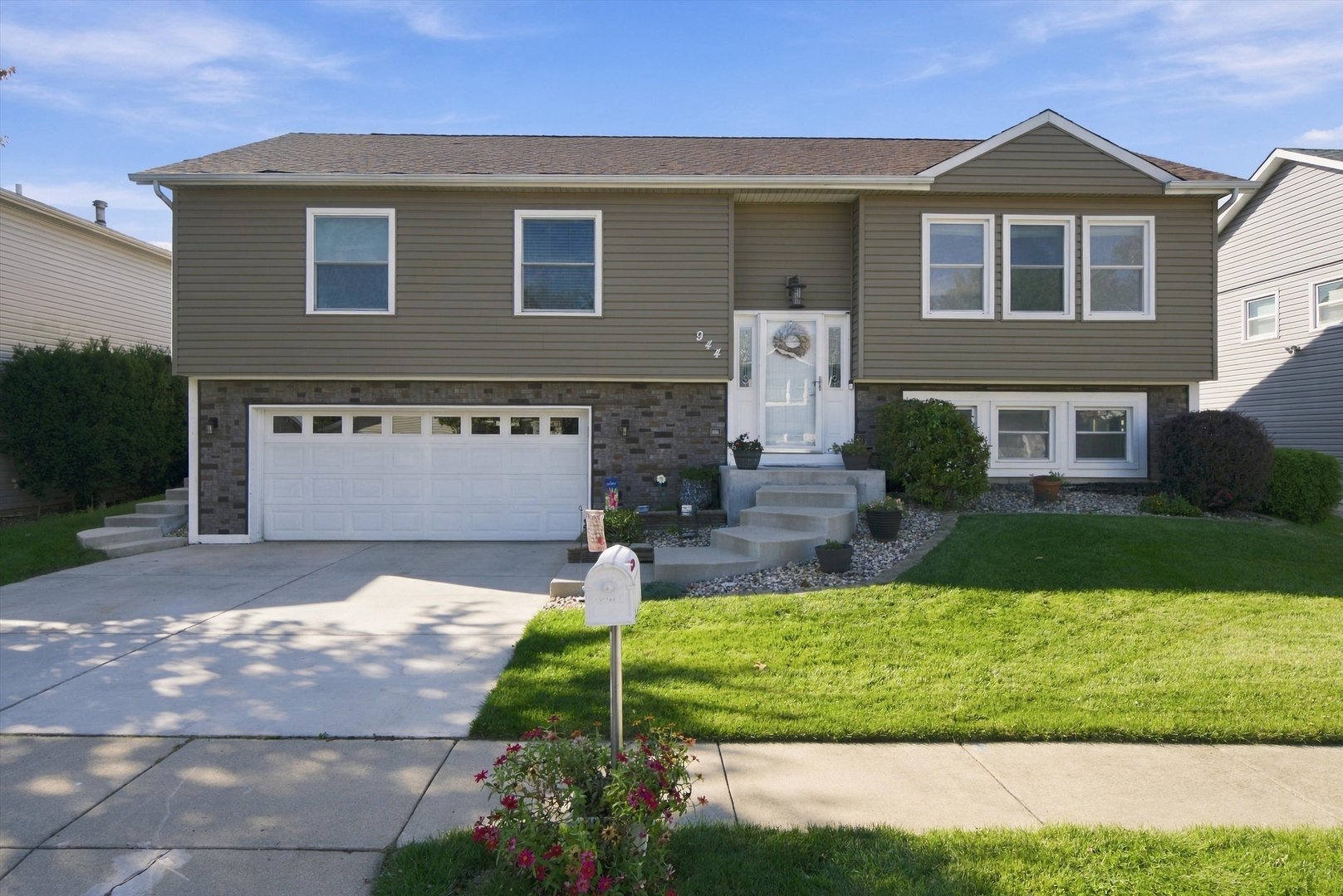 944 Lacrosse Street Property Photo 1