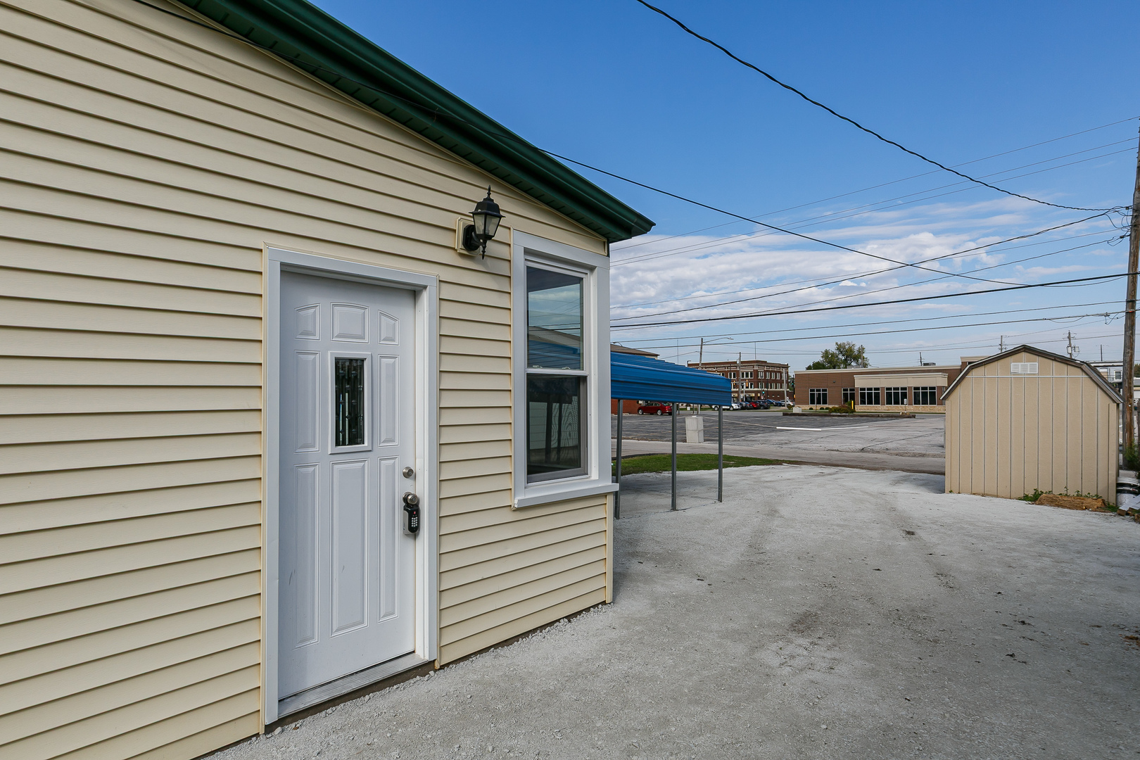 717 17th Avenue Property Photo 4