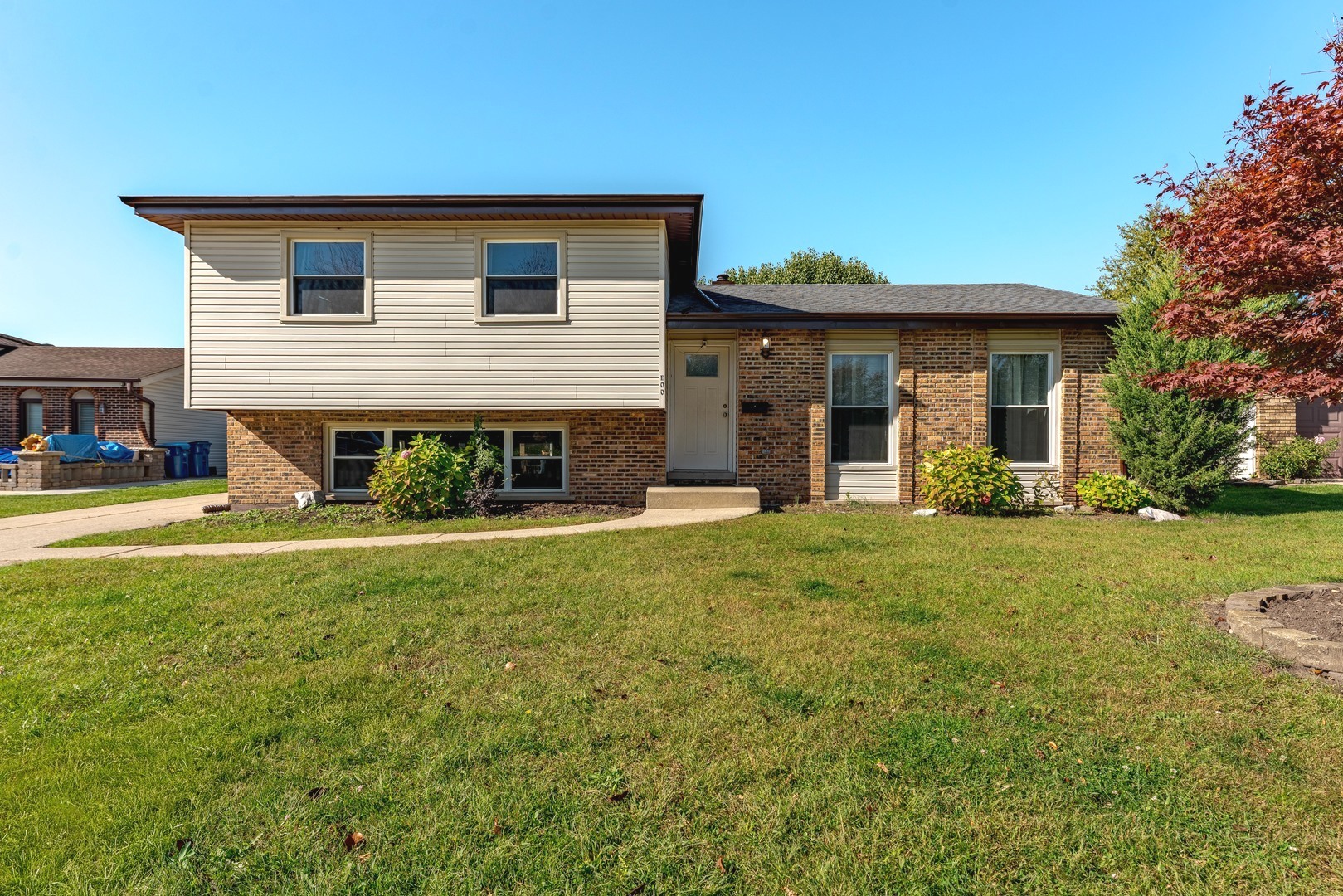 100 S Mill Meadow Lane Property Photo 1