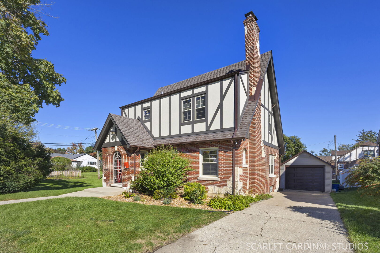 819 S Harvard Avenue Property Photo 1