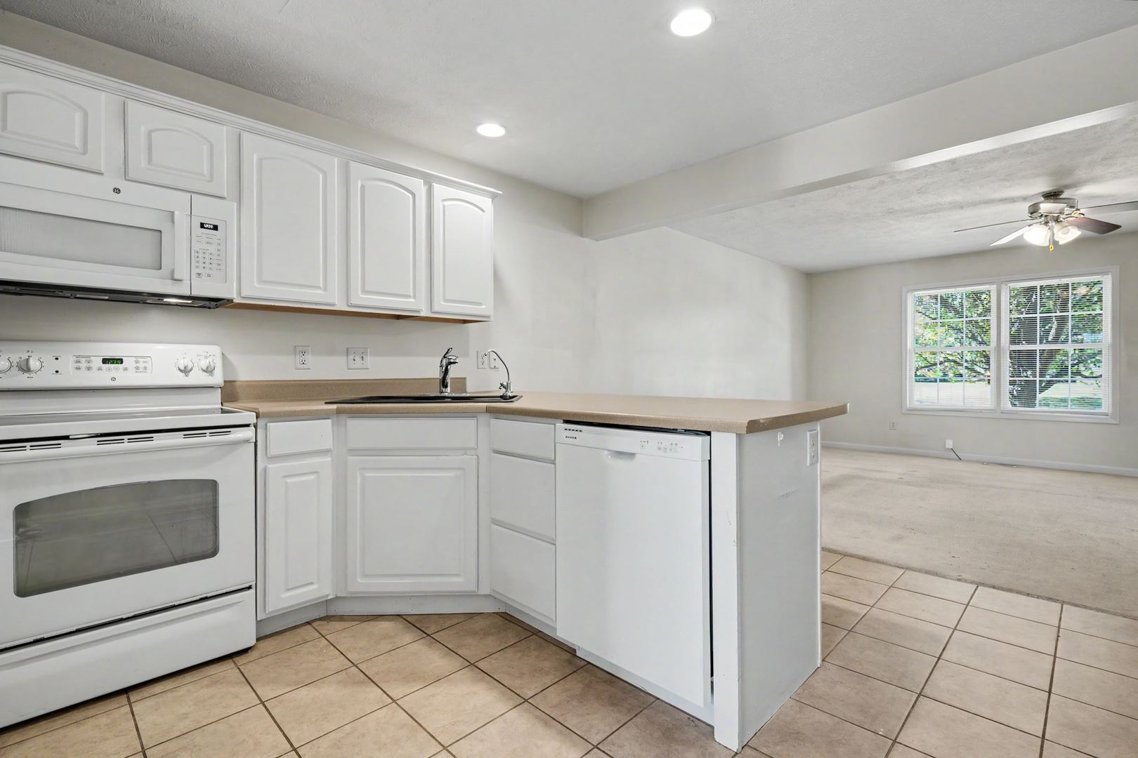 1614 Belclare Road Property Photo 8