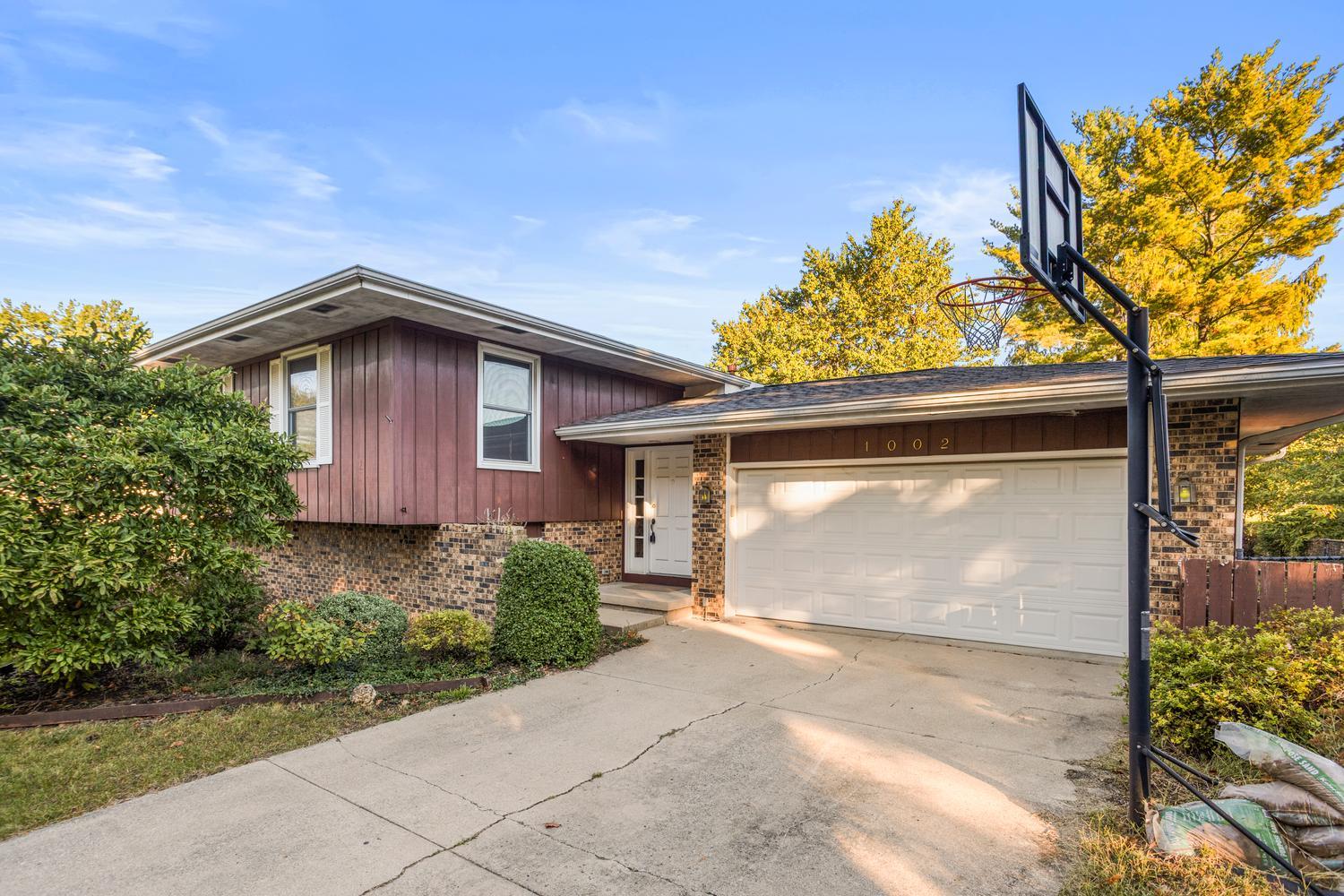 1002 Shurts Street Property Photo 1