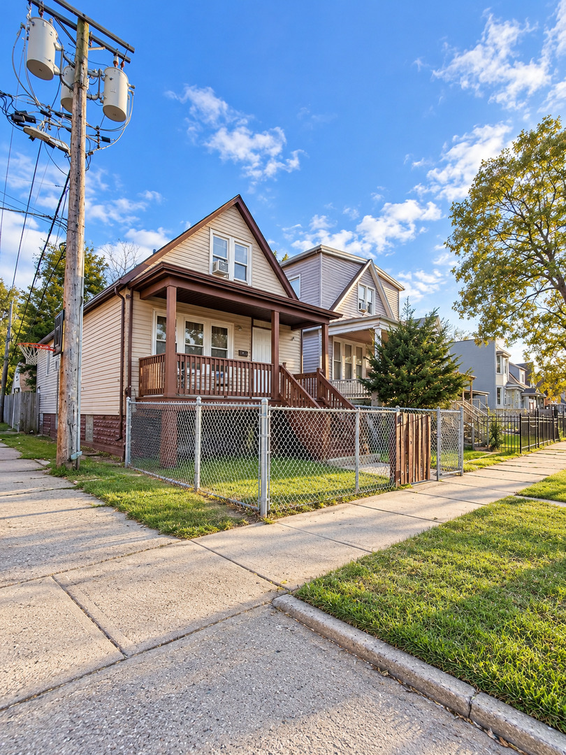 65 E 102nd Place Property Photo 1