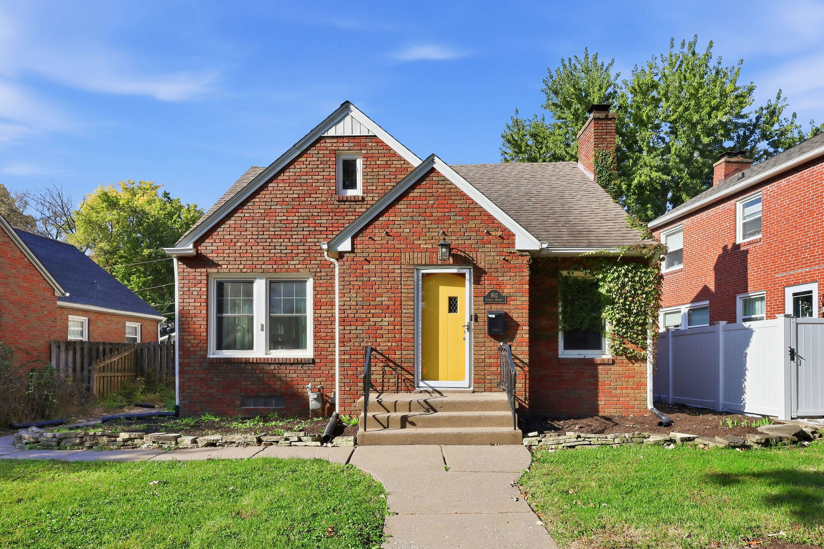 1612 Elmore Avenue Property Photo 1