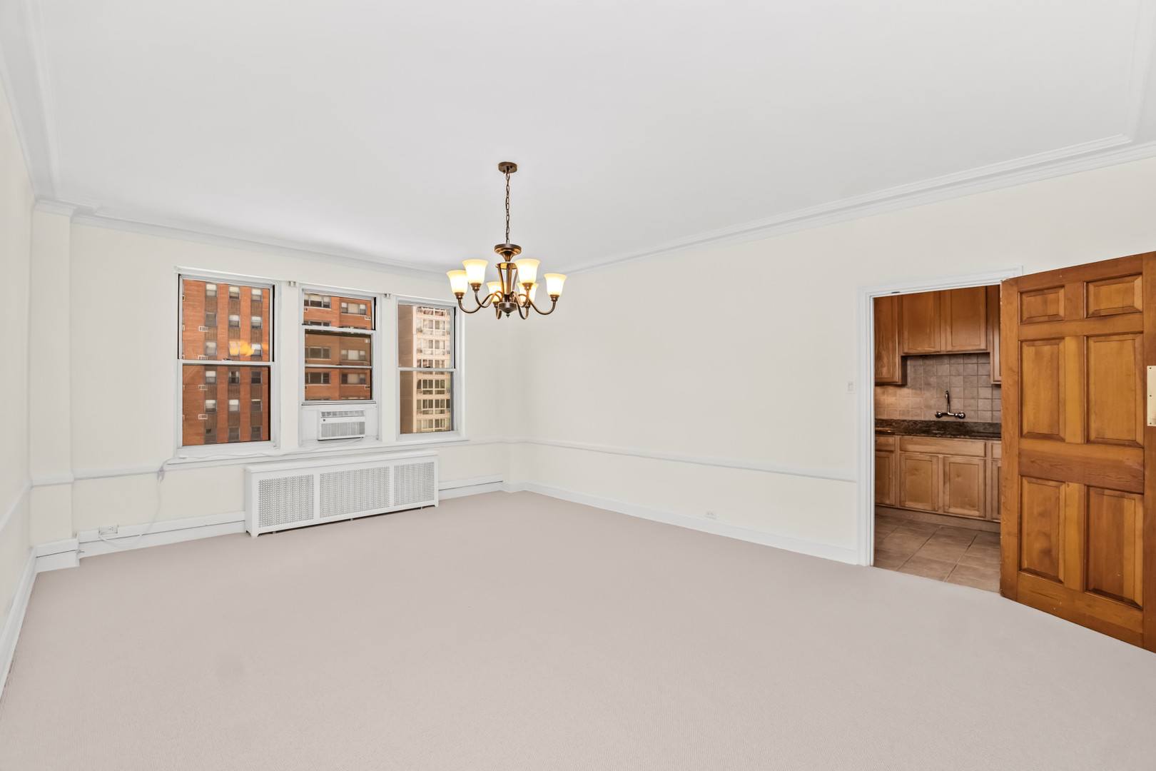 2912 N Commonwealth Avenue 5a Property Photo 9