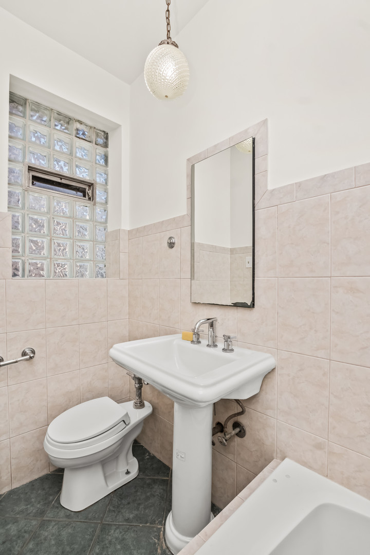 2912 N Commonwealth Avenue 5a Property Photo 22