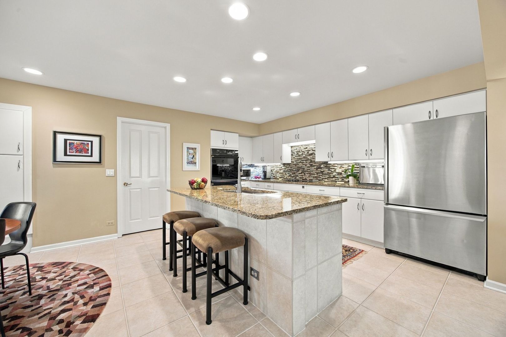 112 Rutgers Court Property Photo 8