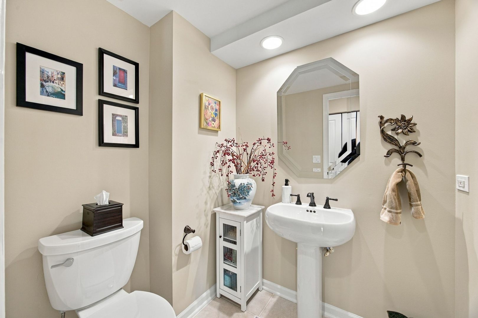 112 Rutgers Court Property Photo 10