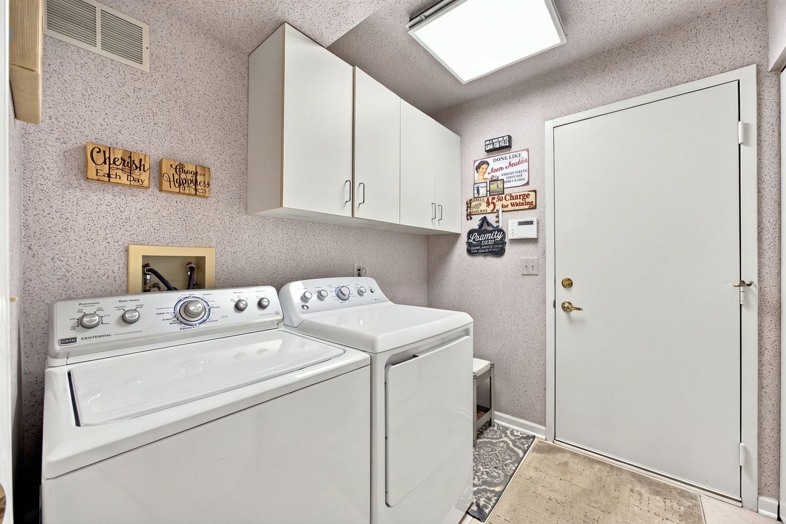 112 Rutgers Court Property Photo 20