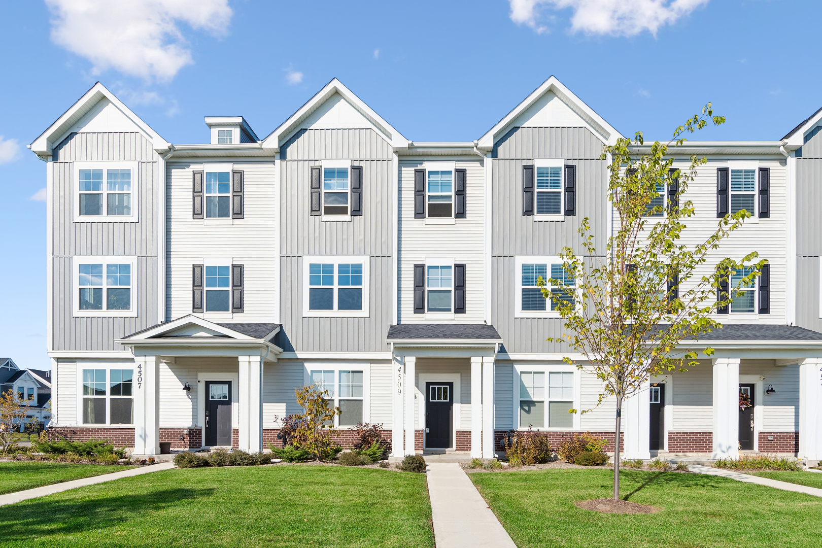 4509 Chelsea Manor Circle Property Photo 1