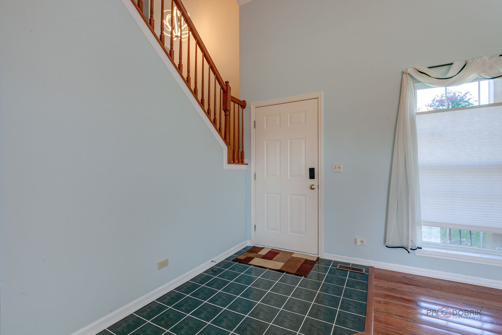 2515 N Stratford Lane Property Photo 3