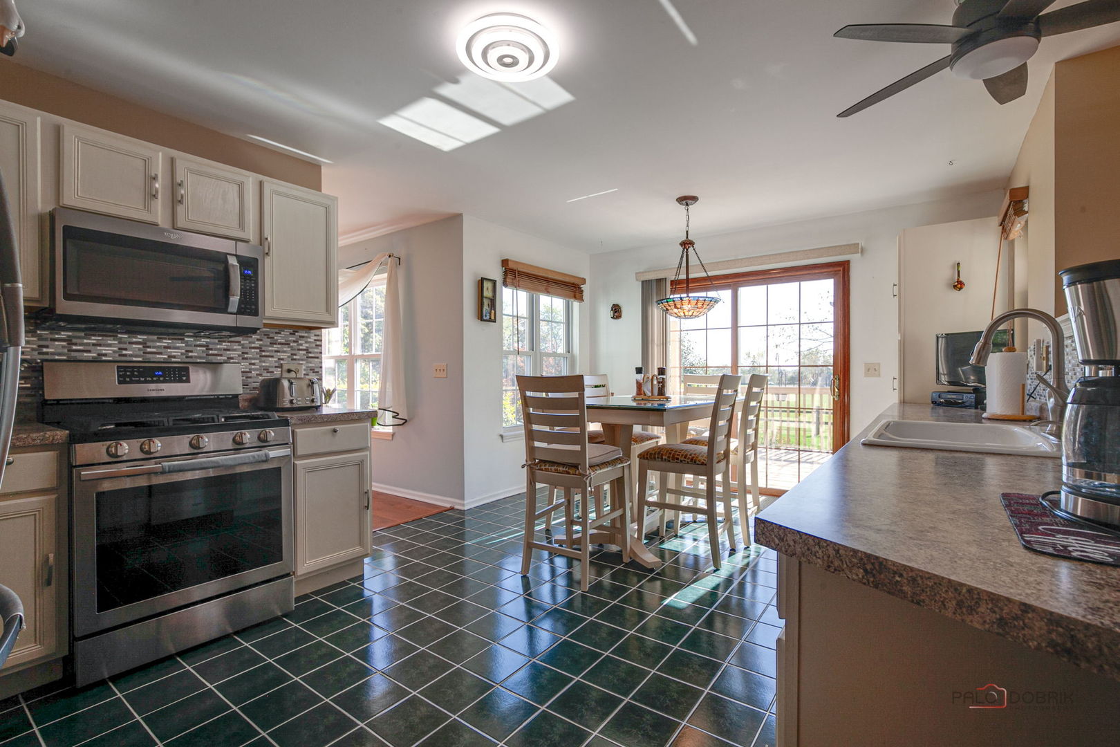 2515 N Stratford Lane Property Photo 10