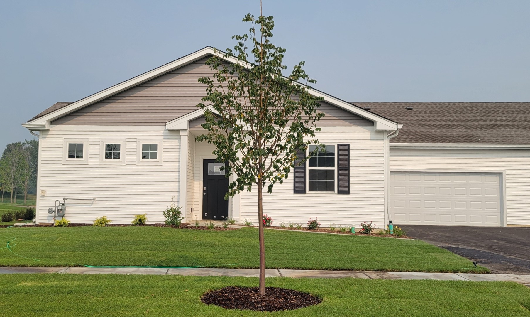 6468 Maple Glen Drive Property Photo 1