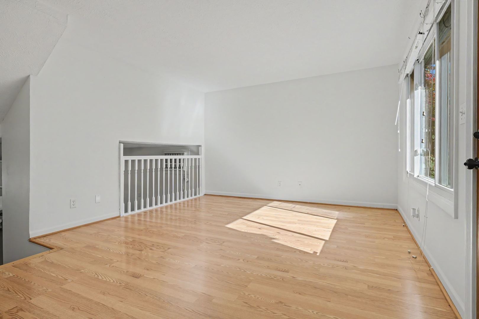 101 N Orr Drive 6 Property Photo 2