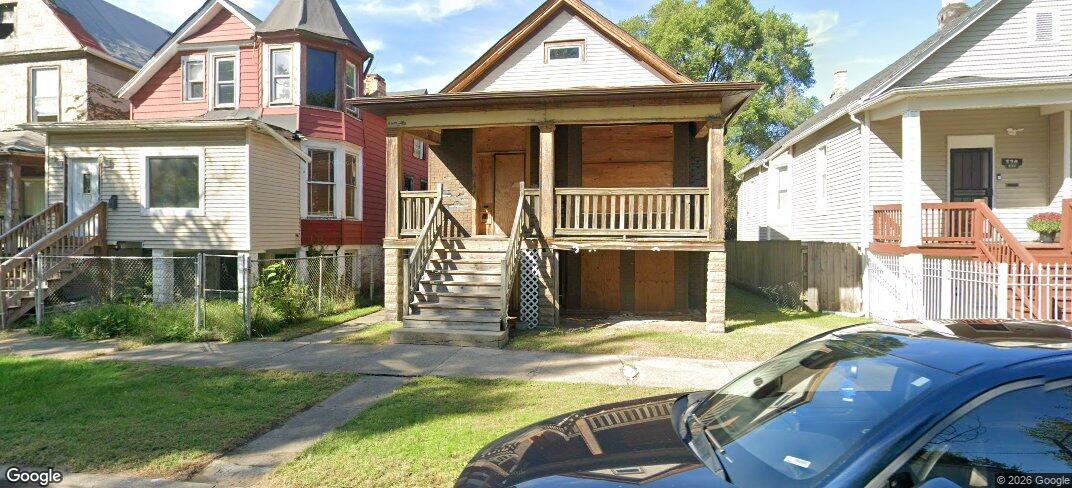 338 W 60th Place Property Photo 1