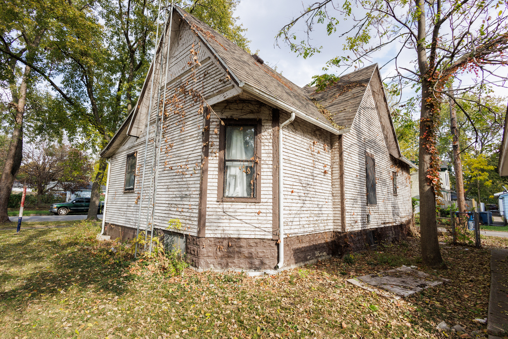 1254 E Bourbonnais Street Property Photo 21