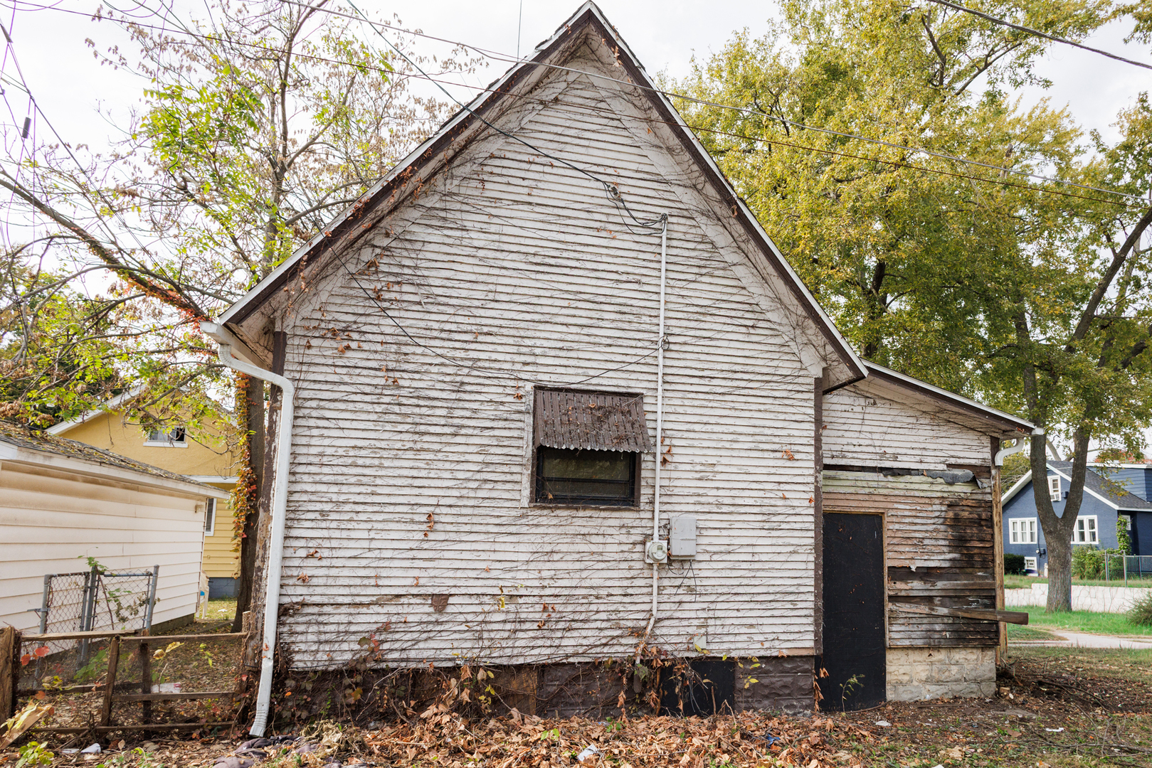 1254 E Bourbonnais Street Property Photo 23