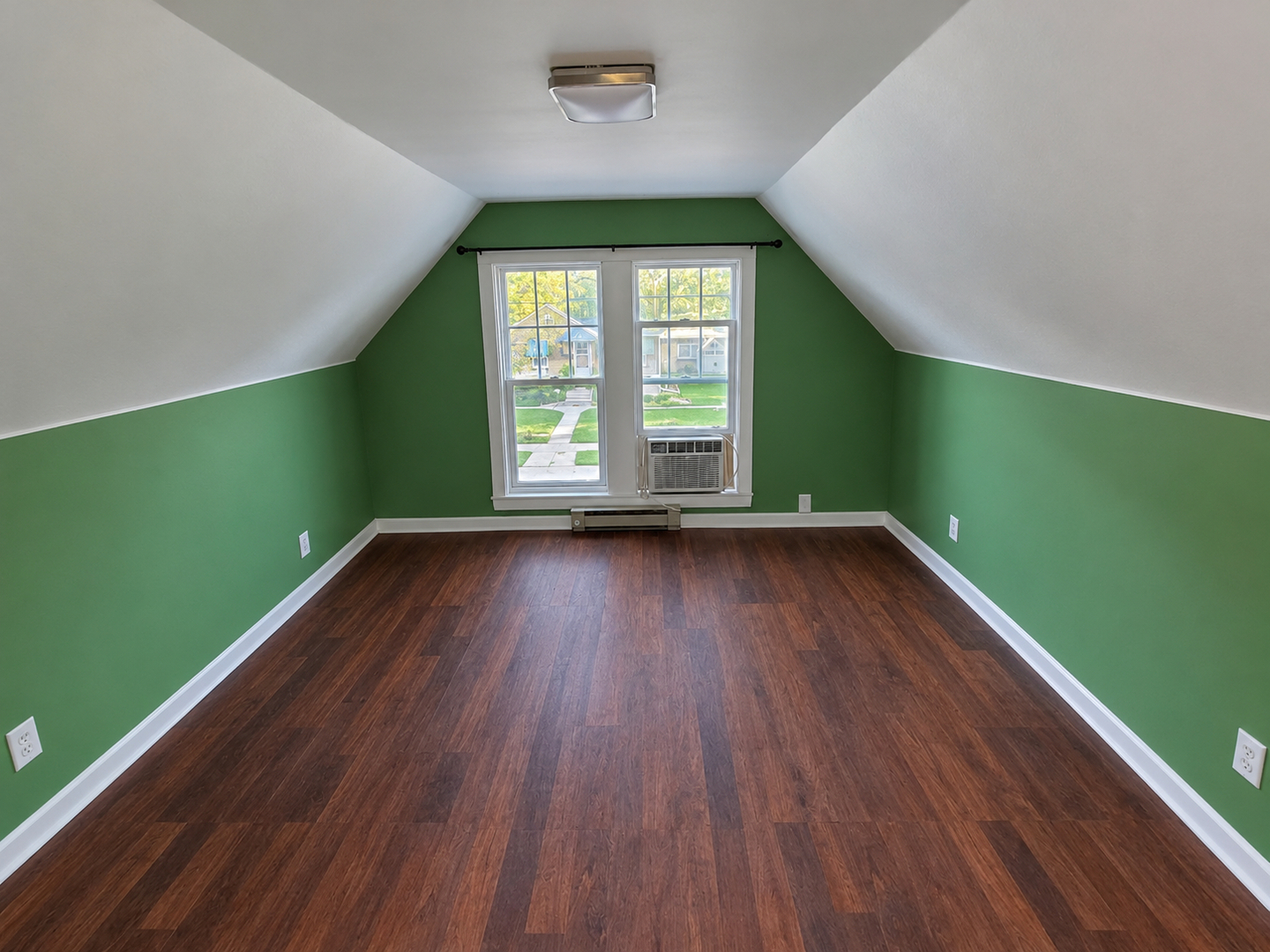 736 Swift Avenue Property Photo 9