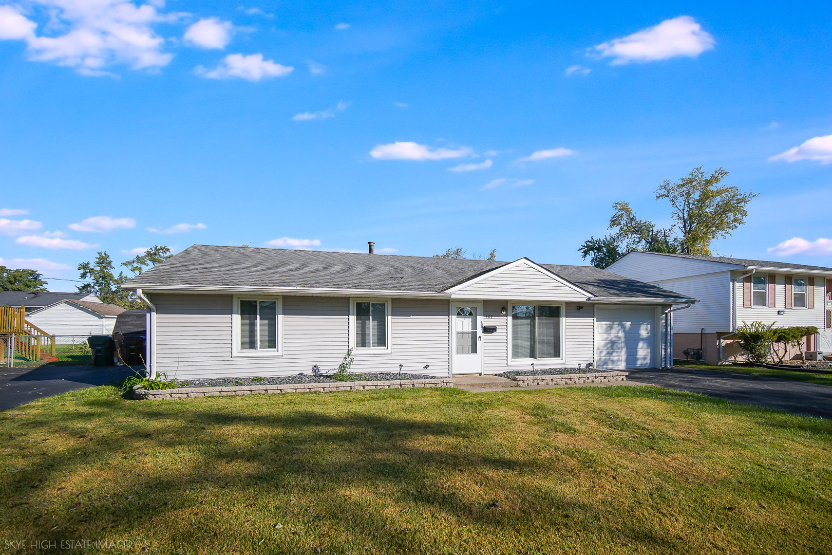 507 E Birch Drive Property Photo 2