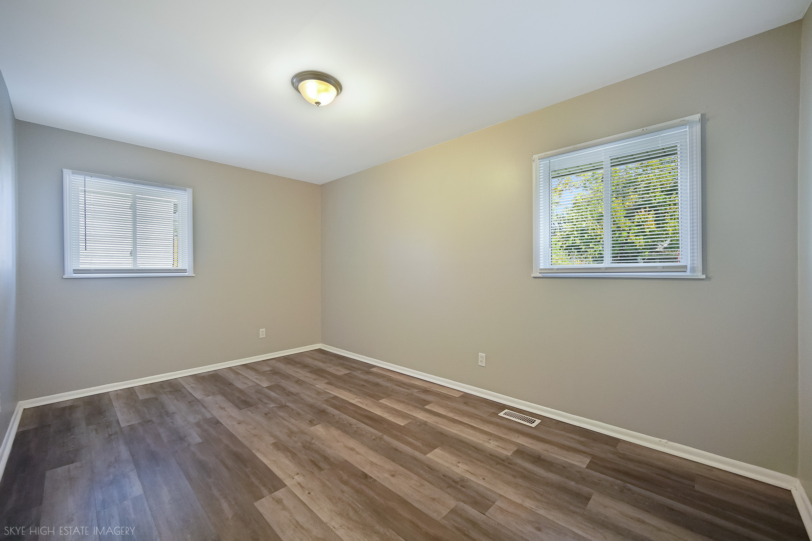 507 E Birch Drive Property Photo 11