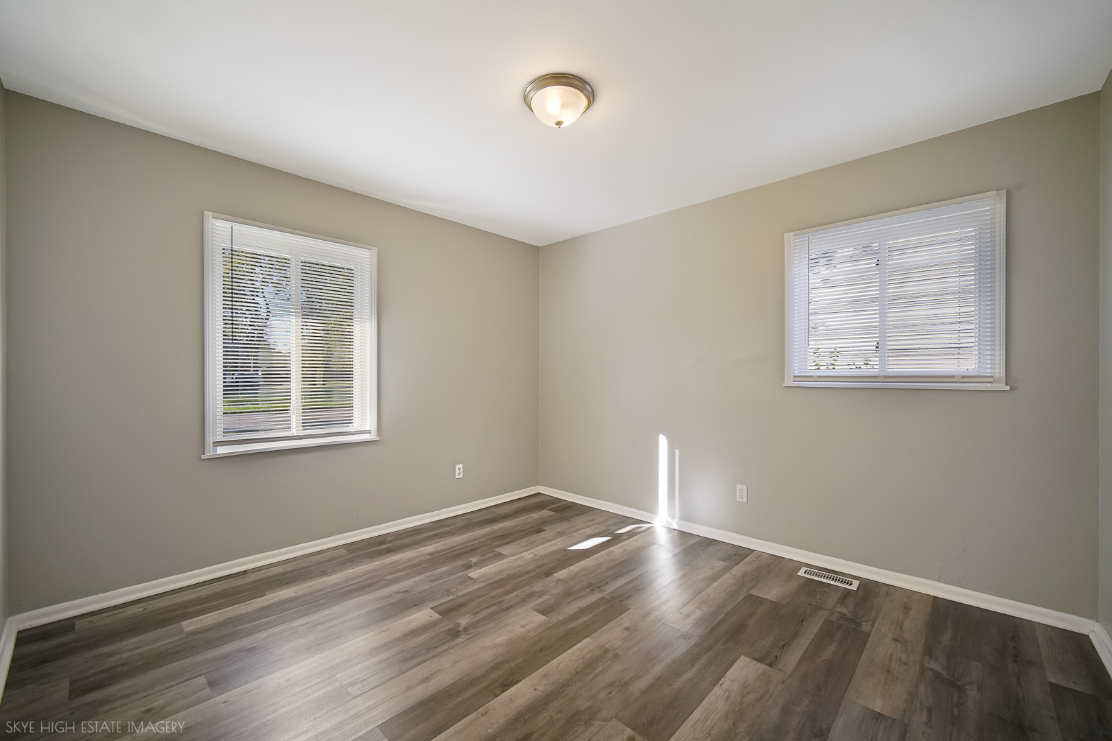 507 E Birch Drive Property Photo 12