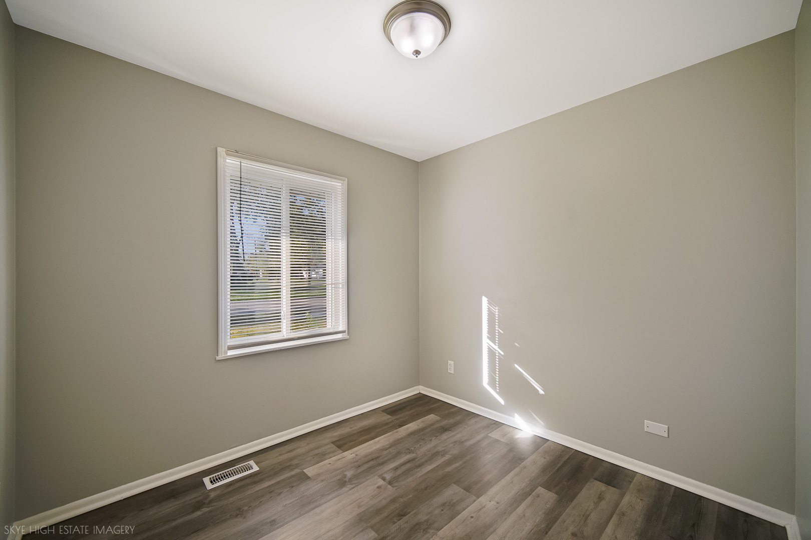 507 E Birch Drive Property Photo 13