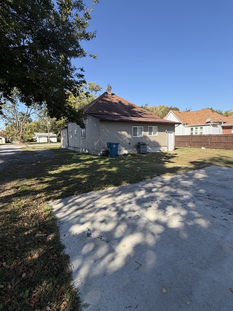 208 Election Street Property Photo 6