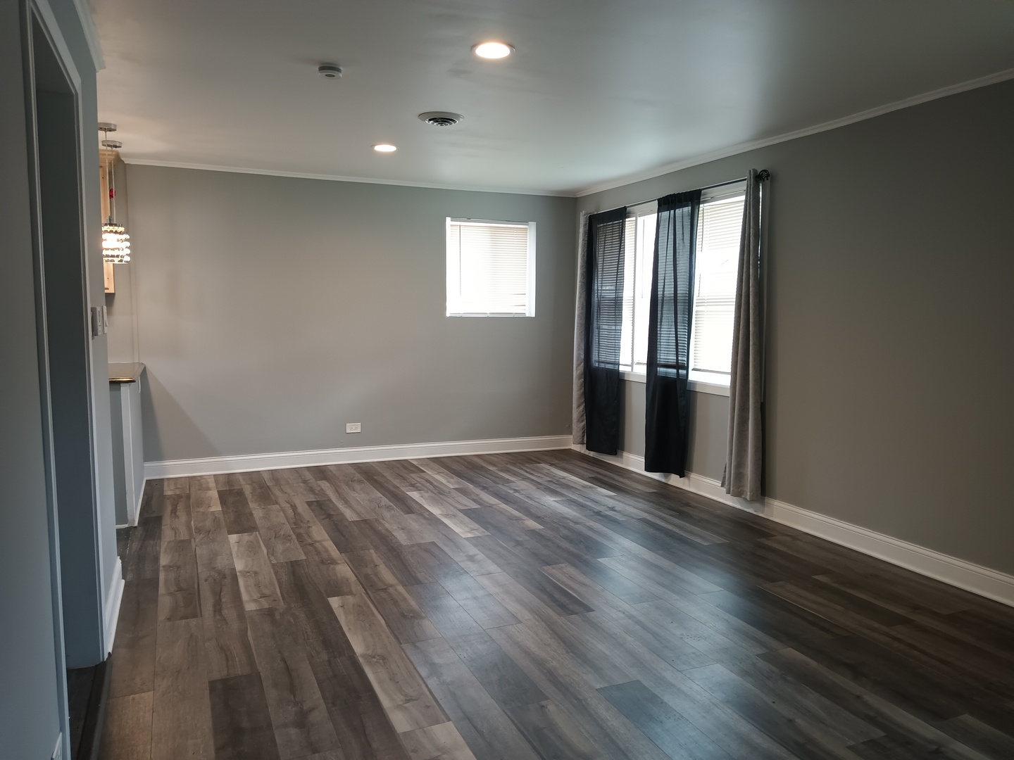 3806 Western Avenue Property Photo 6