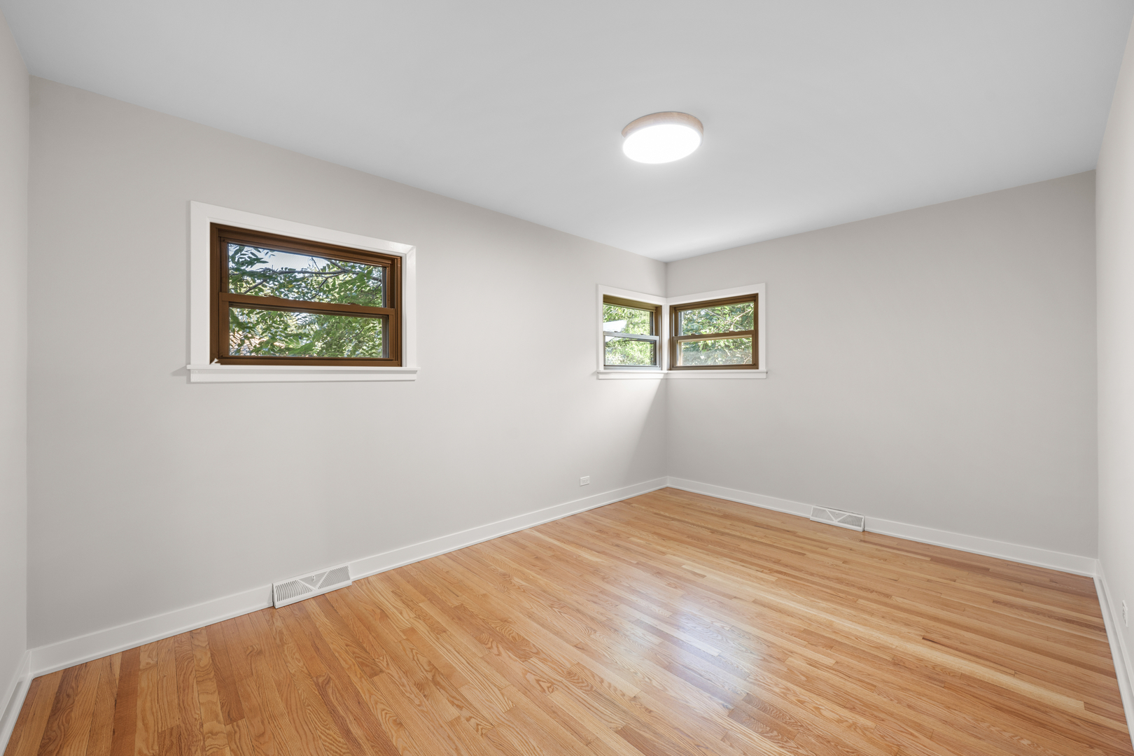 1505 W Euclid Avenue Property Photo 12