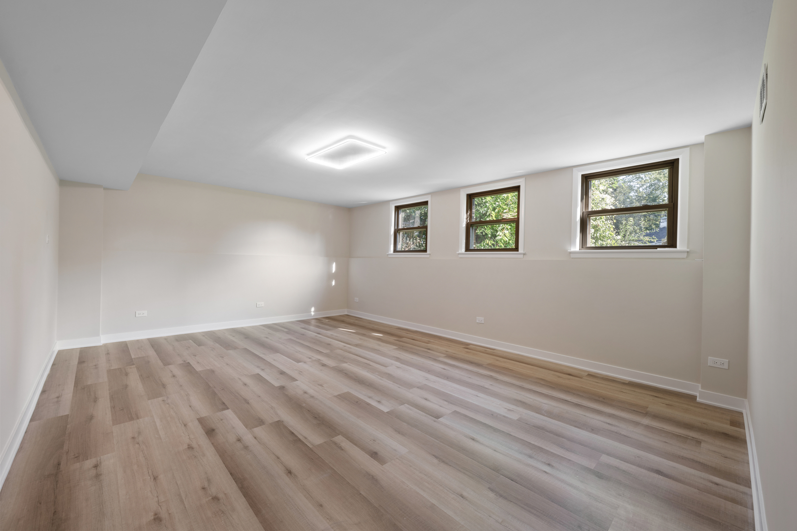 1505 W Euclid Avenue Property Photo 24