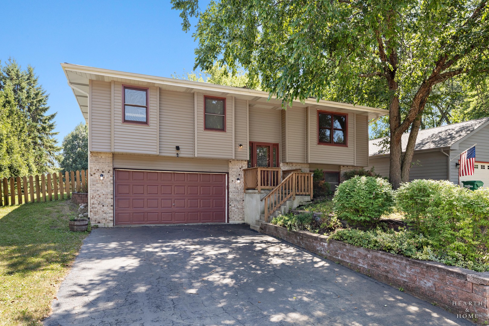 558 Barbary Lane