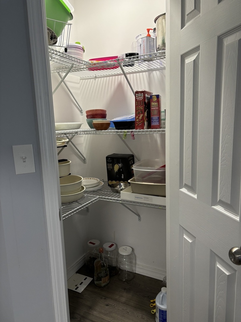 526 E Smith Street Property Photo 15