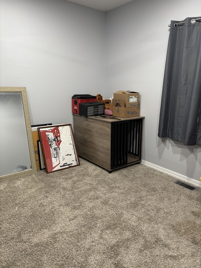 526 E Smith Street Property Photo 18