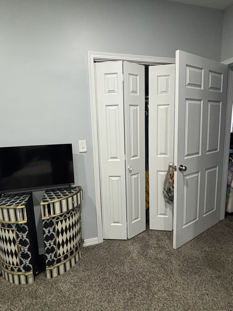 526 E Smith Street Property Photo 20