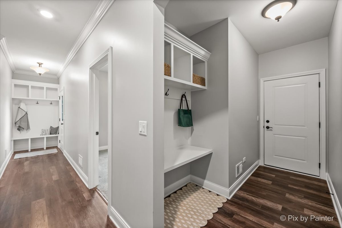 735 Harper Avenue Property Photo 8