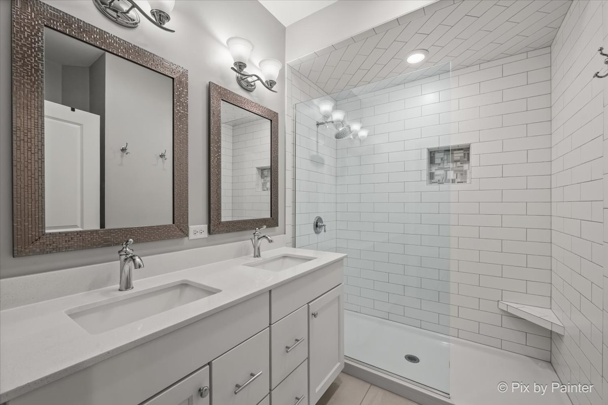 735 Harper Avenue Property Photo 18