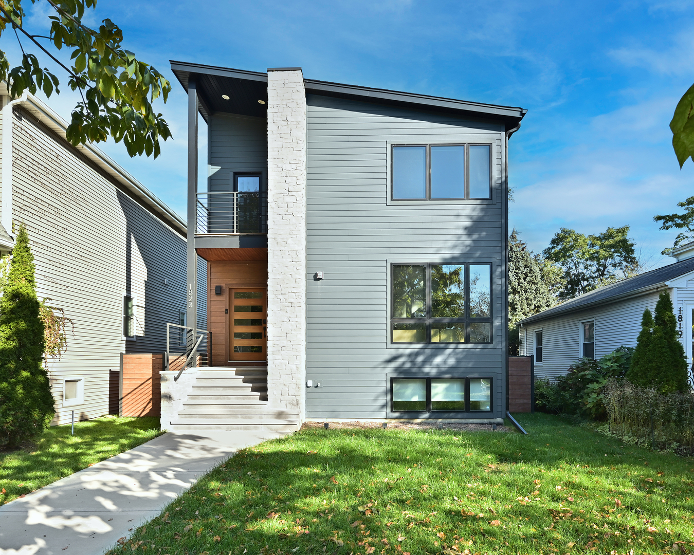 1823 Greenwood Street Property Photo 1